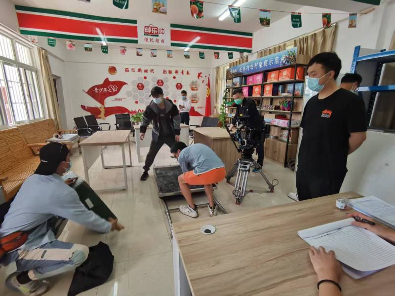 追星女孩心理学分析报告：理县广告片拍摄公司揭秘饭圈应援式传播逻辑